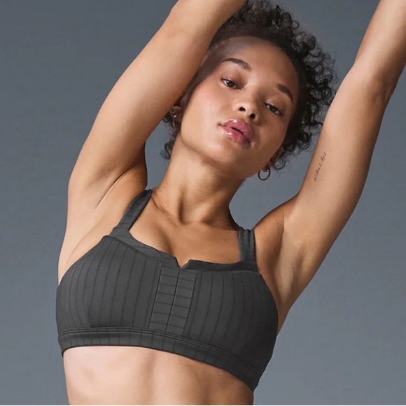 ALO Pinstripe Jacquard Captivate Bra - Picture 1 of 9
